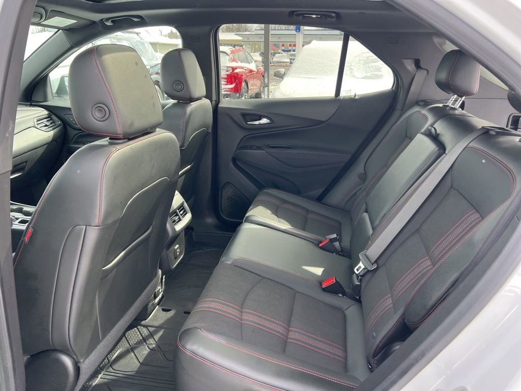 Used 2023 Chevrolet Equinox RS image 25