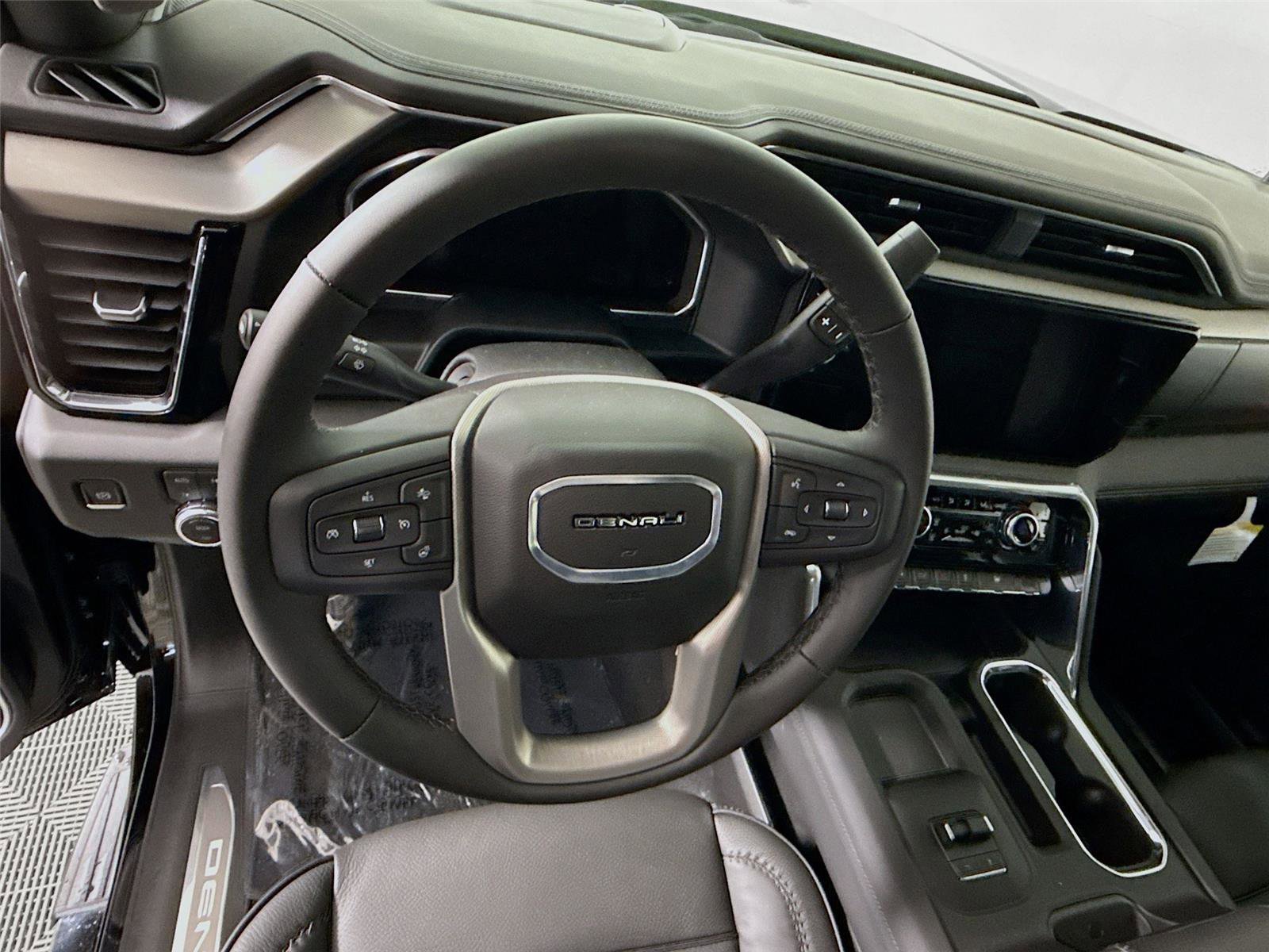 New 2026 GMC Sierra 3500 Denali w/ Denali Reserve Package image 6
