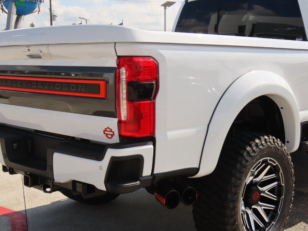 New 2026 Ford F250 Lariat w/ Black Appearance Package image 12