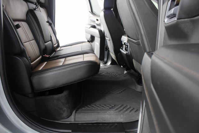 Used 2025 Chevrolet Silverado 1500 High Country w/ Technology Package image 24