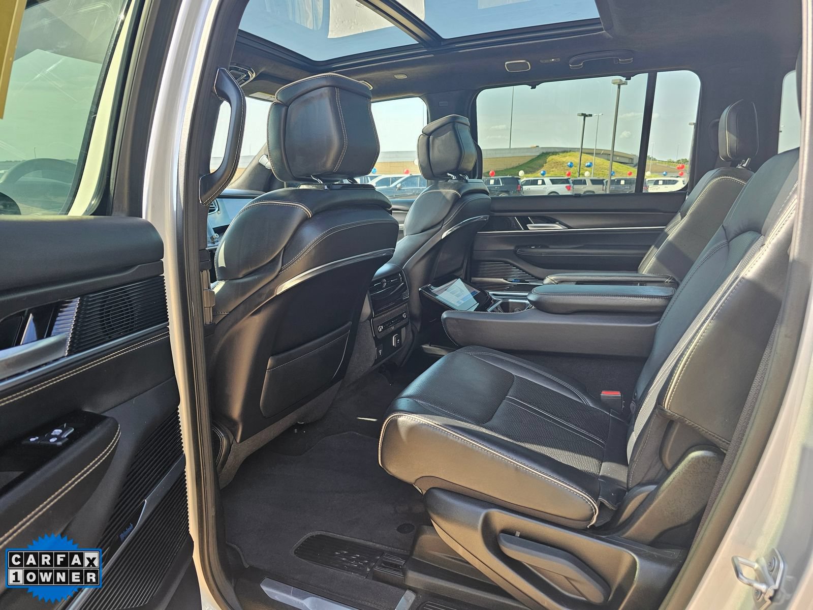 Used 2024 Jeep Grand Wagoneer L Series II w/ Quick Order Packagew 28T AWD/4WD image 35