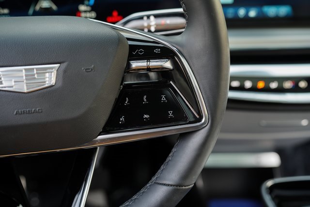 Used 2024 Cadillac Lyriq Luxury image 27