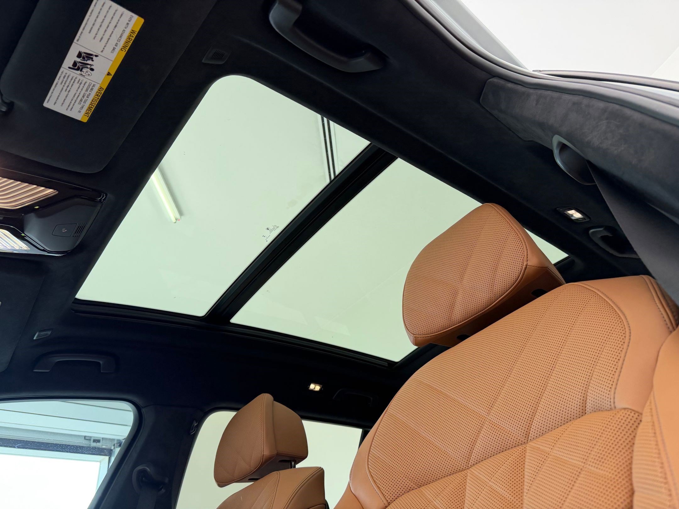 Certified 2023 BMW X7 xDrive40i w/ M Sport Package image 15