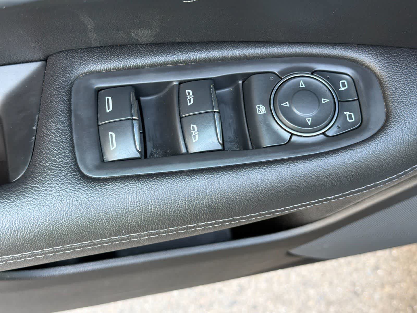 Used 2021 Cadillac XT5 Luxury AWD/4WD image 13