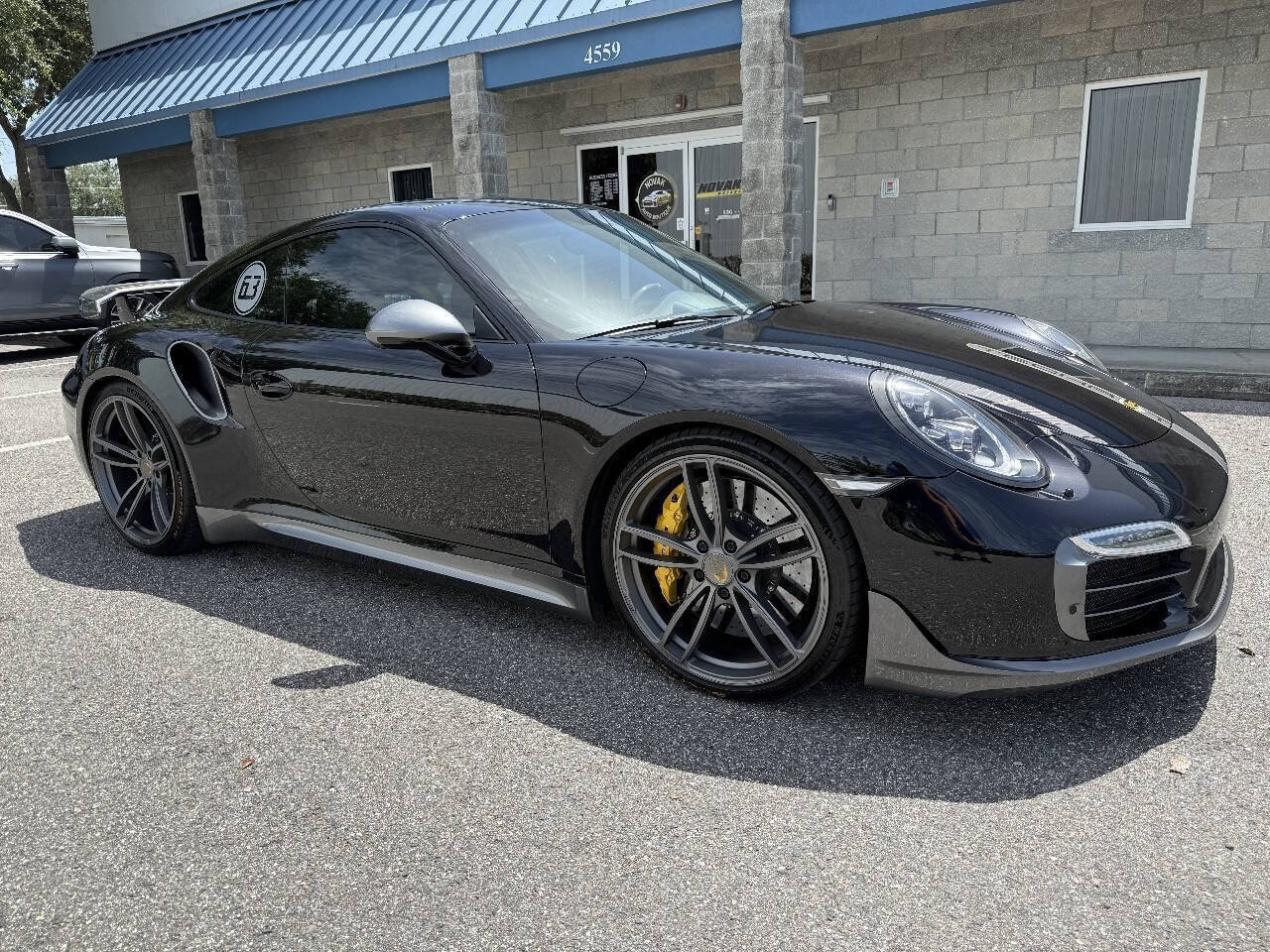 Used 2015 Porsche 911 Turbo S w/ High-end Infotainment Package AWD/4WD image 13