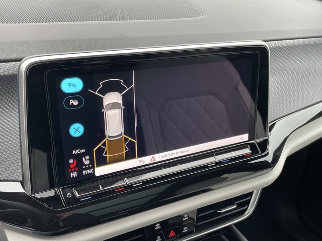 New 2025 Volkswagen Atlas Cross Sport SEL Premium R-Line image 15