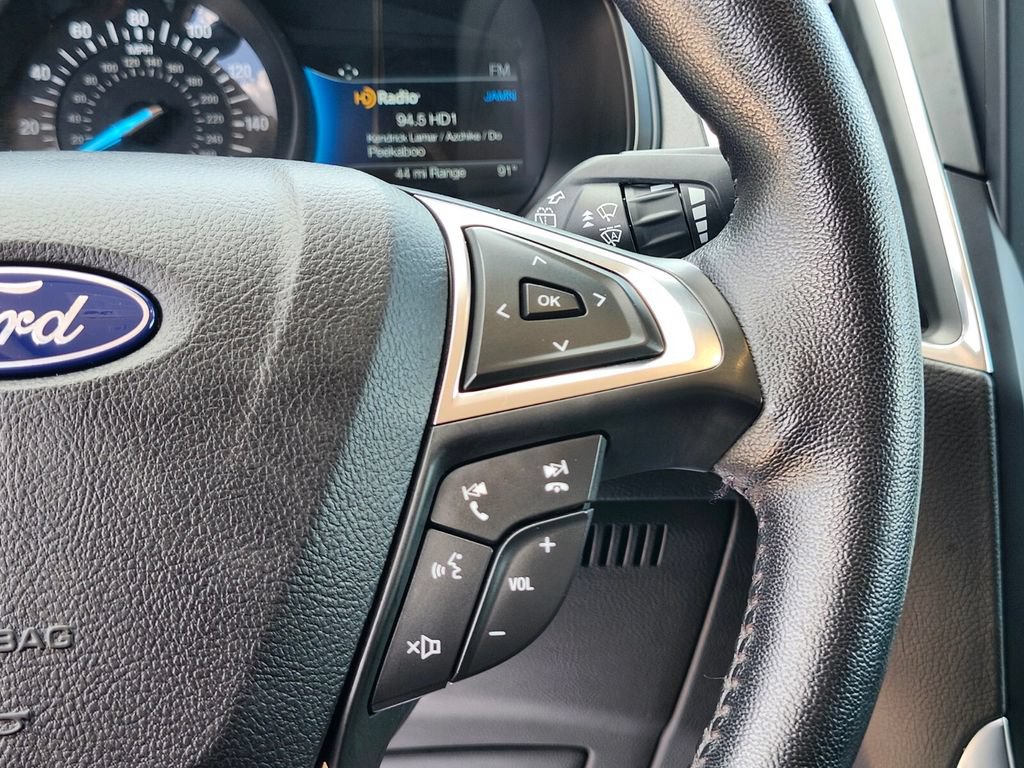 Used 2023 Ford Edge Titanium w/ Cargo Accessory Package AWD/4WD image 30