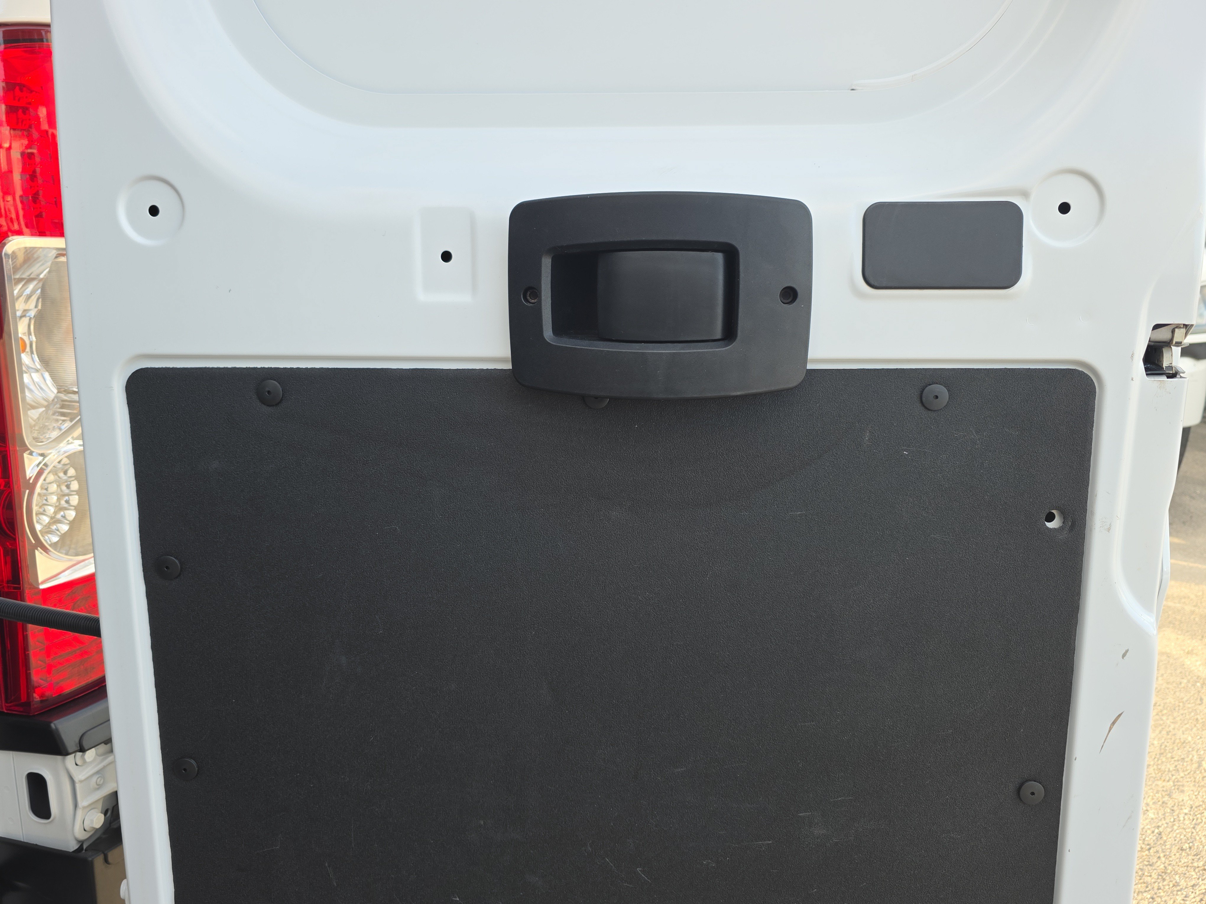 Used 2025 RAM ProMaster 2500 w/ Convenience Group FWD image 11