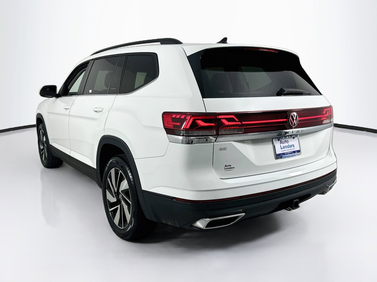 Used 2024 Volkswagen Atlas SE FWD image 7