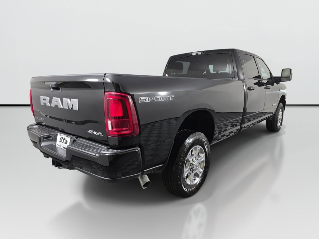 New 2026 RAM 3500 Big Horn AWD/4WD image 4
