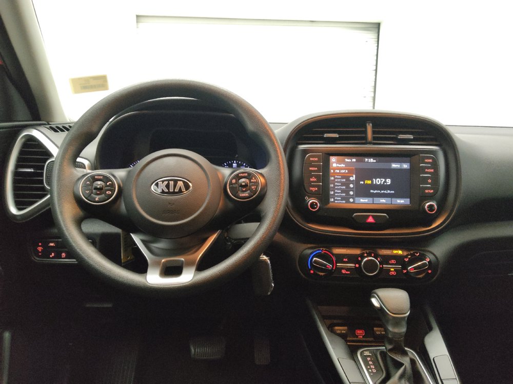 Used 2020 Kia Soul S FWD image 22