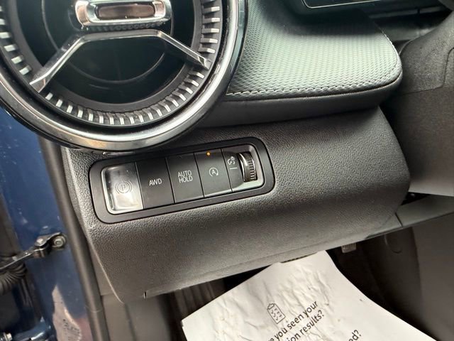 Used 2025 Chevrolet Equinox LT w/ Safety and Technology Package image 12