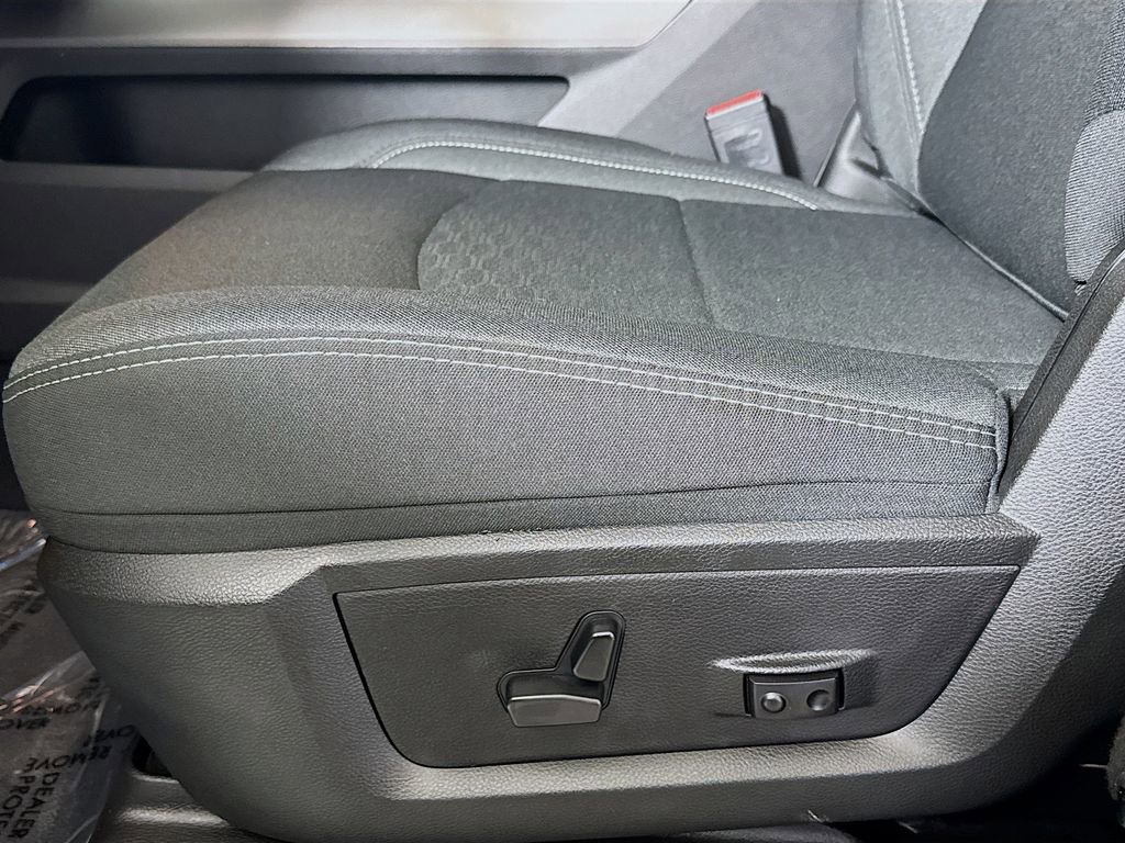 Used 2025 RAM 2500 Big Horn image 18