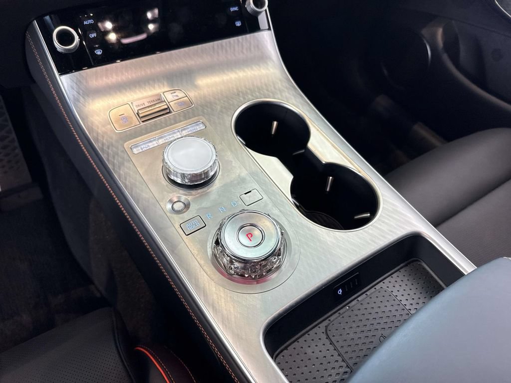New 2026 Genesis GV70 2.5T Sport Prestige AWD/4WD image 31