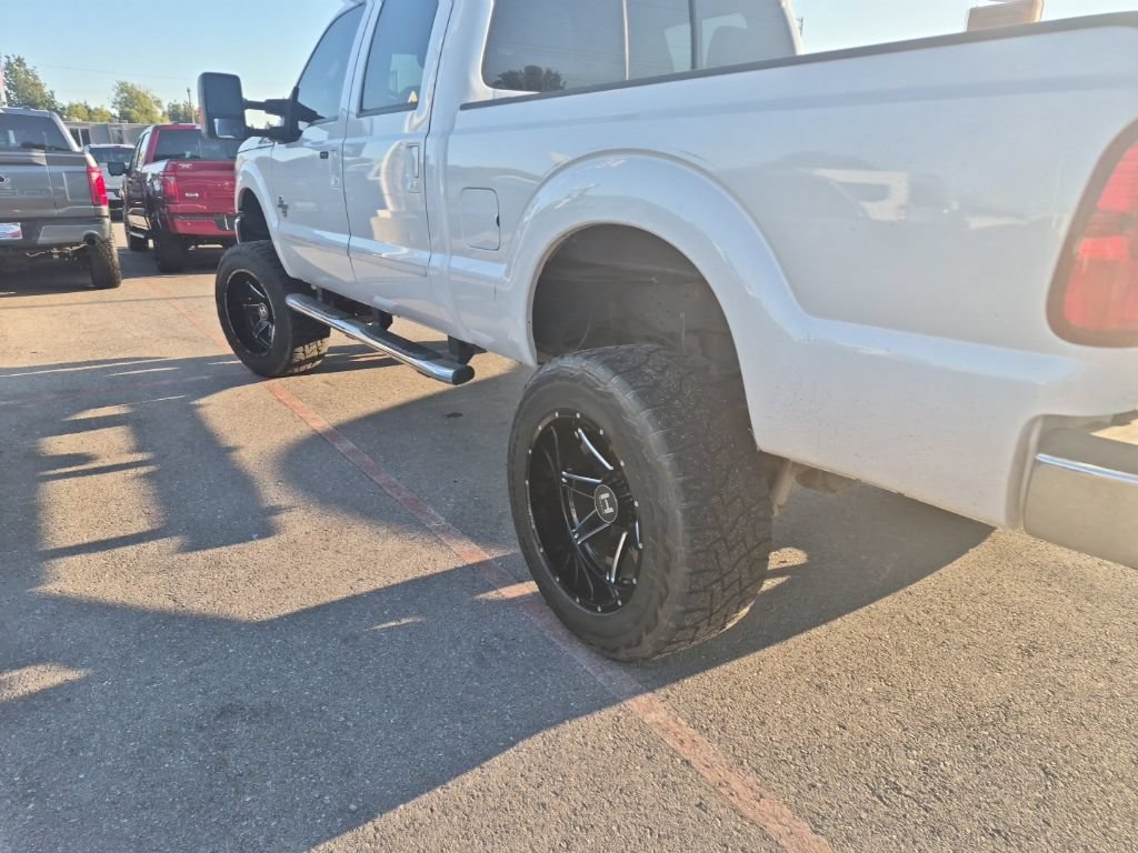 Used 2016 Ford F250 Lariat w/ Lariat Interior Package AWD/4WD image 14