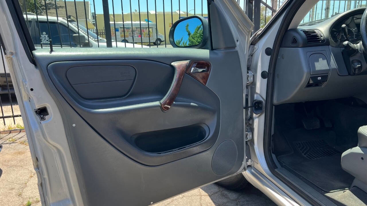 Used 1999 Mercedes-Benz ML 320 4MATIC image 22