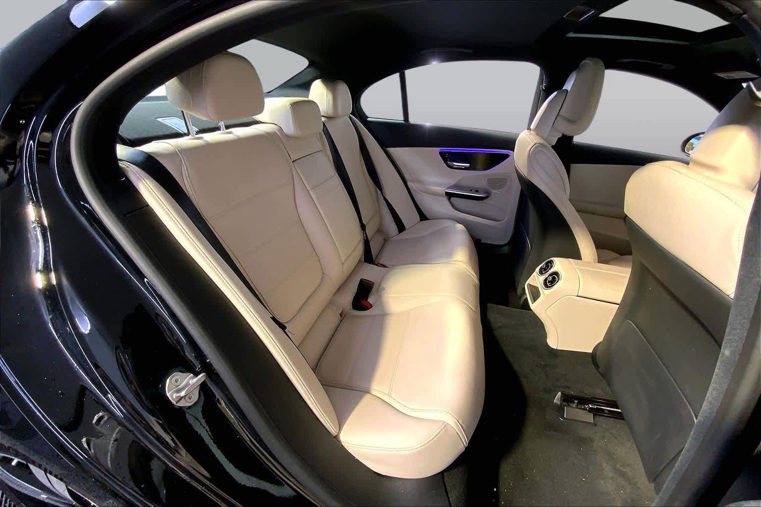 Used 2023 Mercedes-Benz C 300 4MATIC Sedan image 20