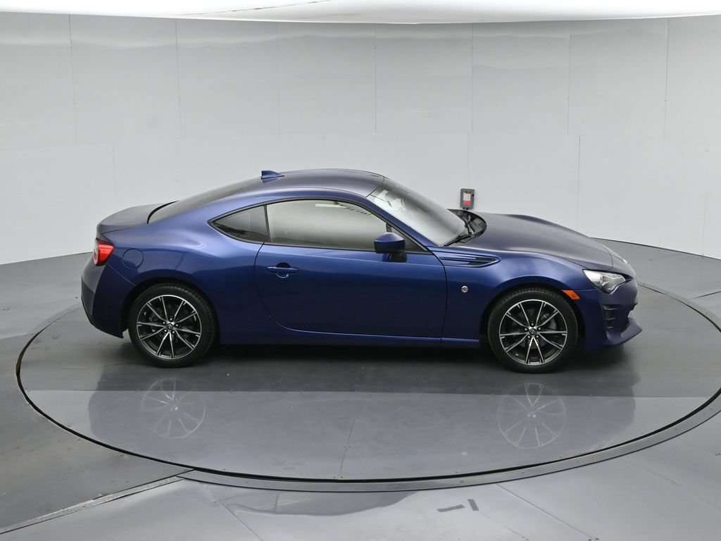 Used 2020 Toyota 86 RWD image 37