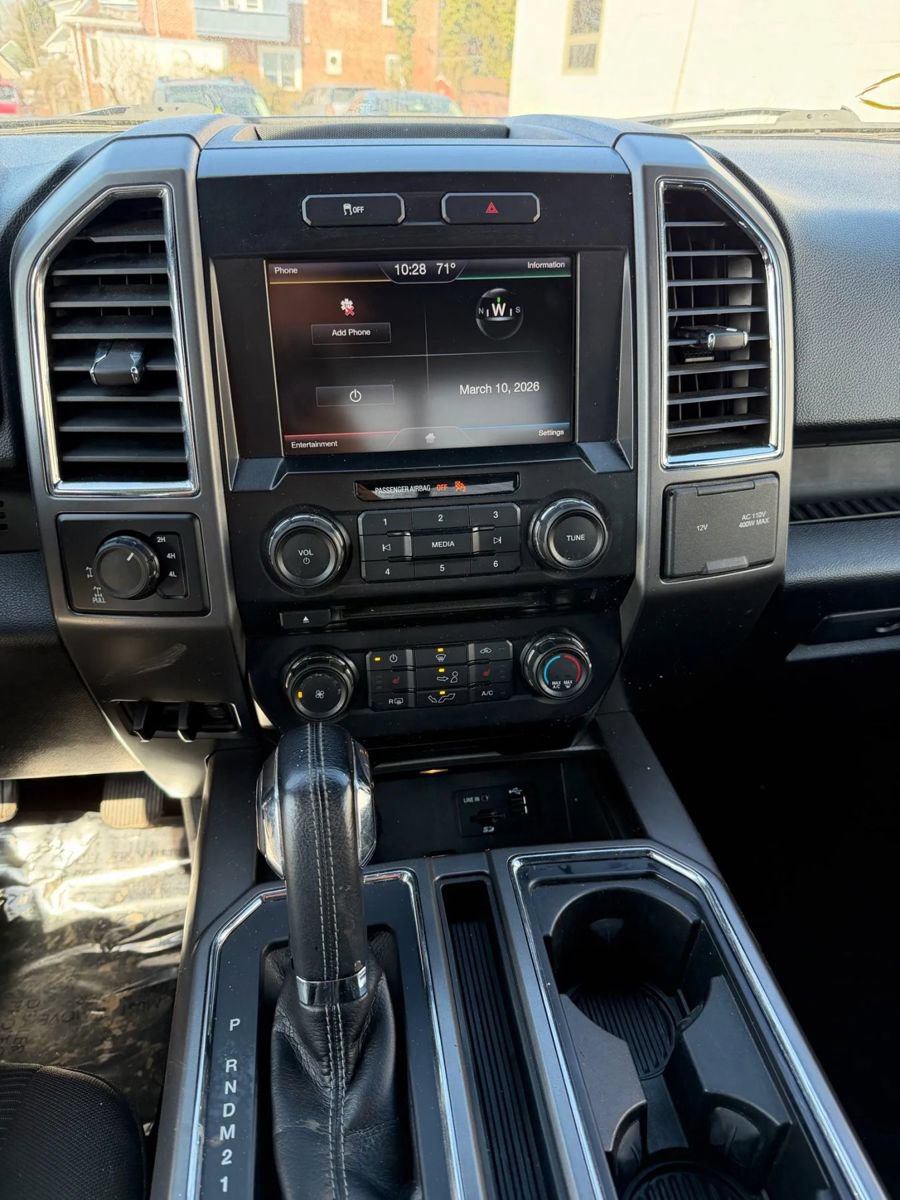 Used 2015 Ford F150 XLT w/ Equipment Group 302A Luxury AWD/4WD image 7