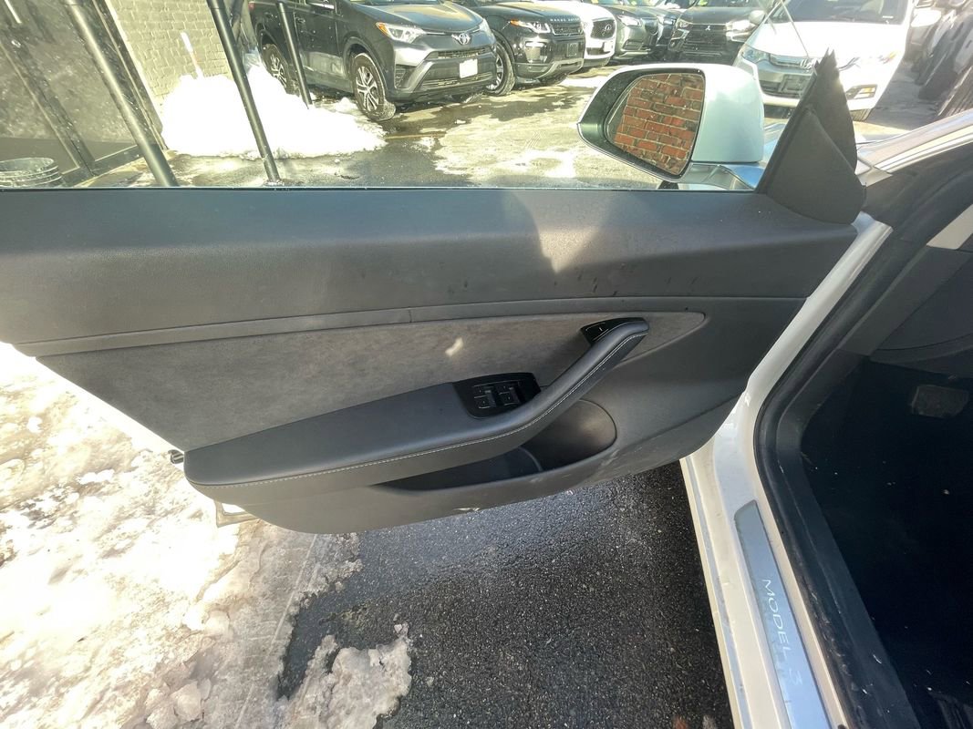 Used 2019 Tesla Model 3 Long Range image 7
