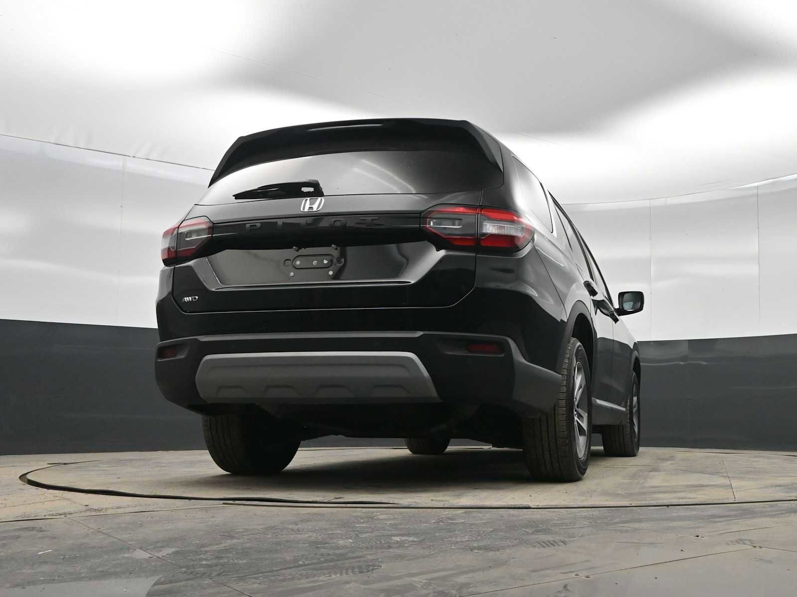 Used 2024 Honda Pilot EX-L image 34