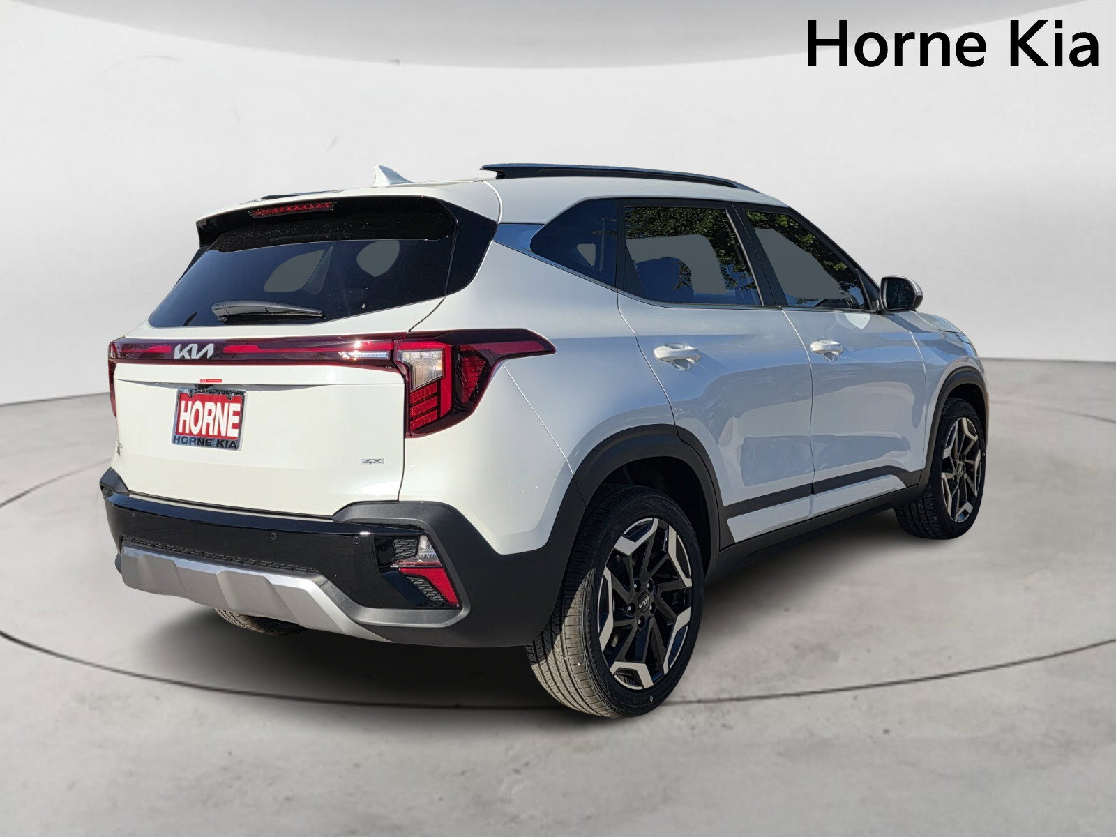 New 2026 Kia Seltos SX image 4