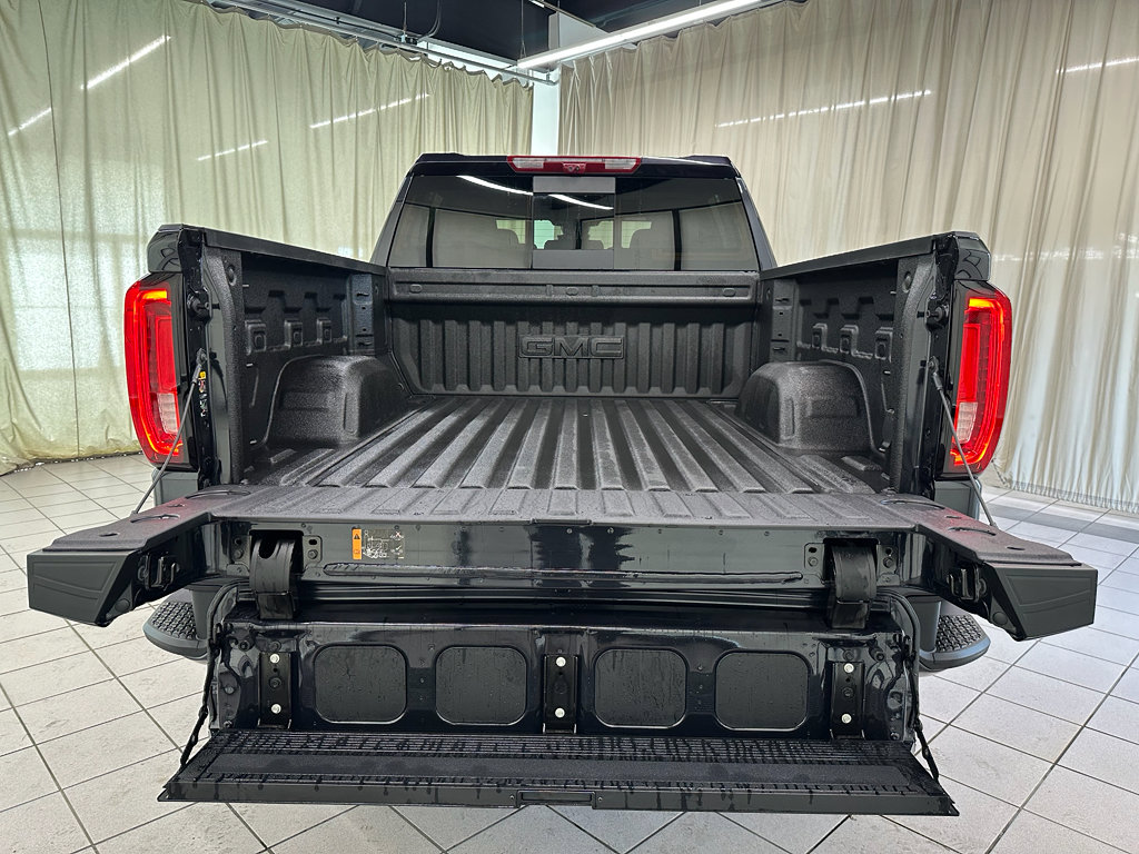 New 2026 GMC Sierra 1500 AT4 w/ Technology Package image 15