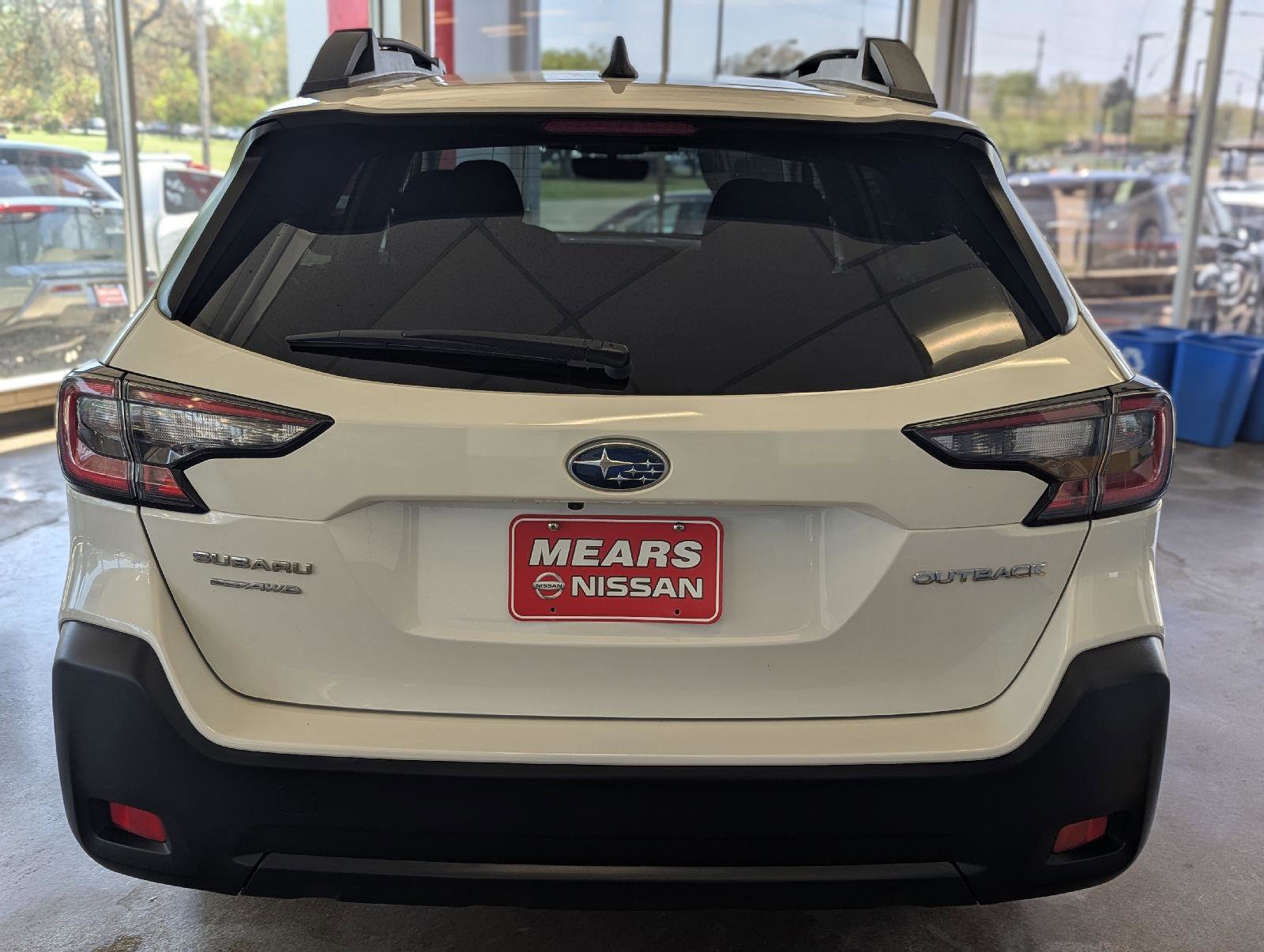Used 2024 Subaru Outback Premium AWD/4WD image 6