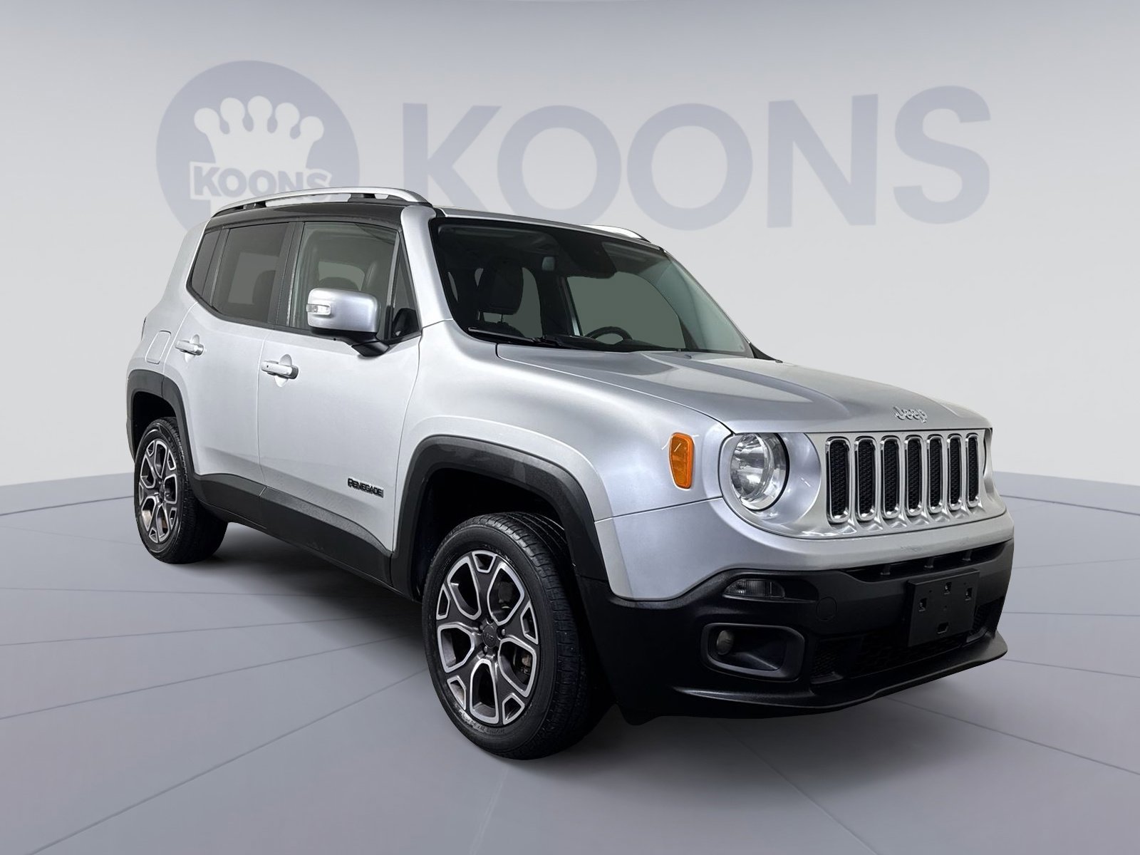 Used 2016 Jeep Renegade Limited image 10