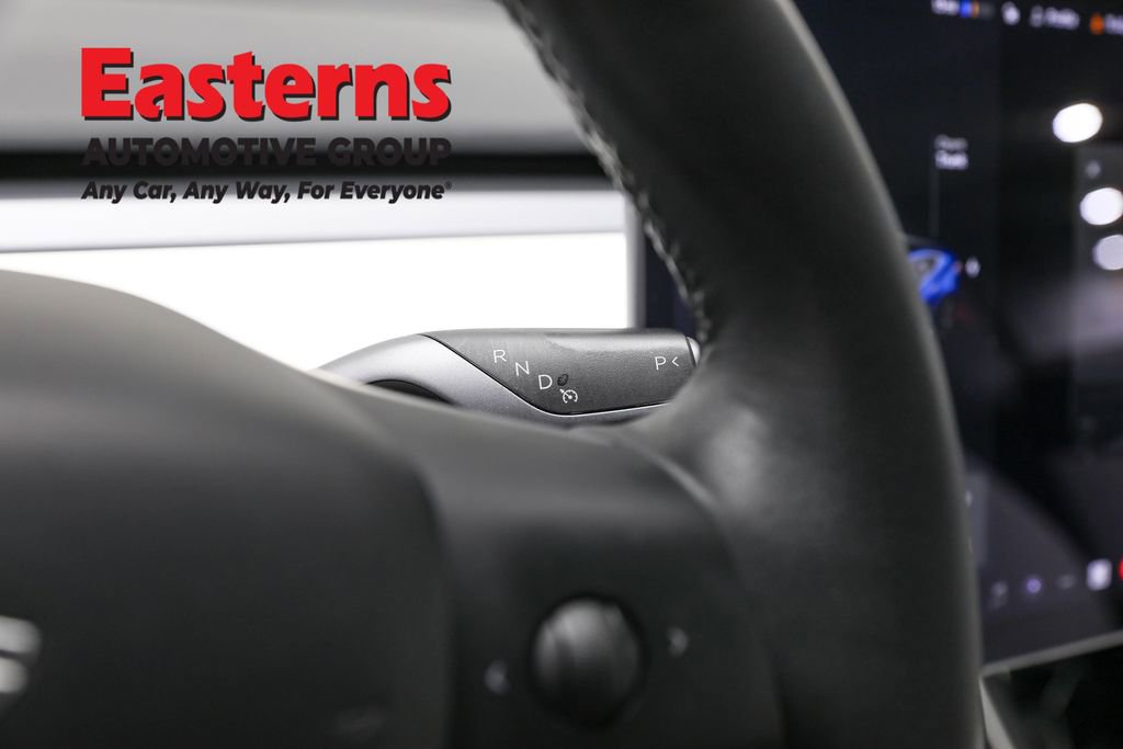 Used 2020 Tesla Model 3 Standard Range Plus image 13