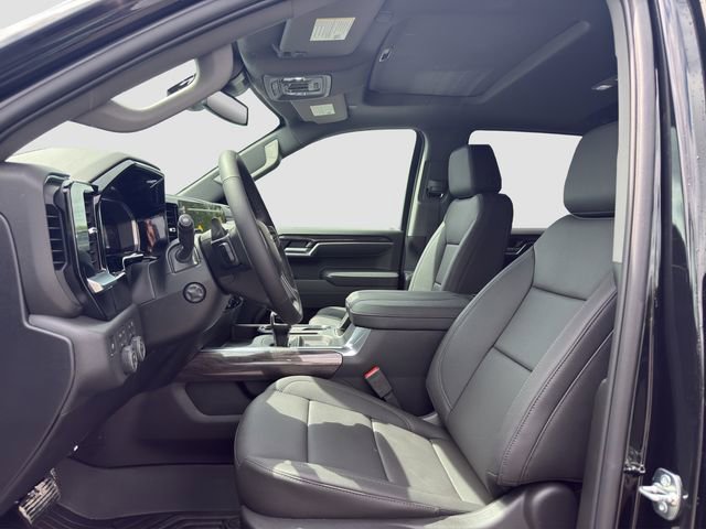 New 2026 Chevrolet Silverado 1500 LTZ w/ LTZ Premium Package AWD/4WD image 9
