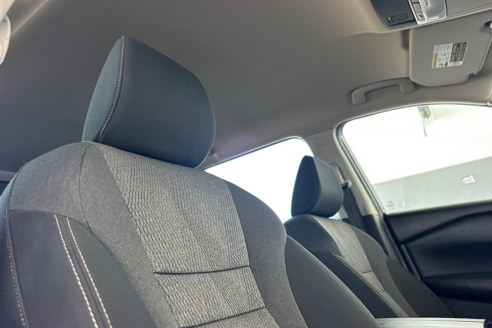 Used 2025 Nissan Rogue SV FWD image 21