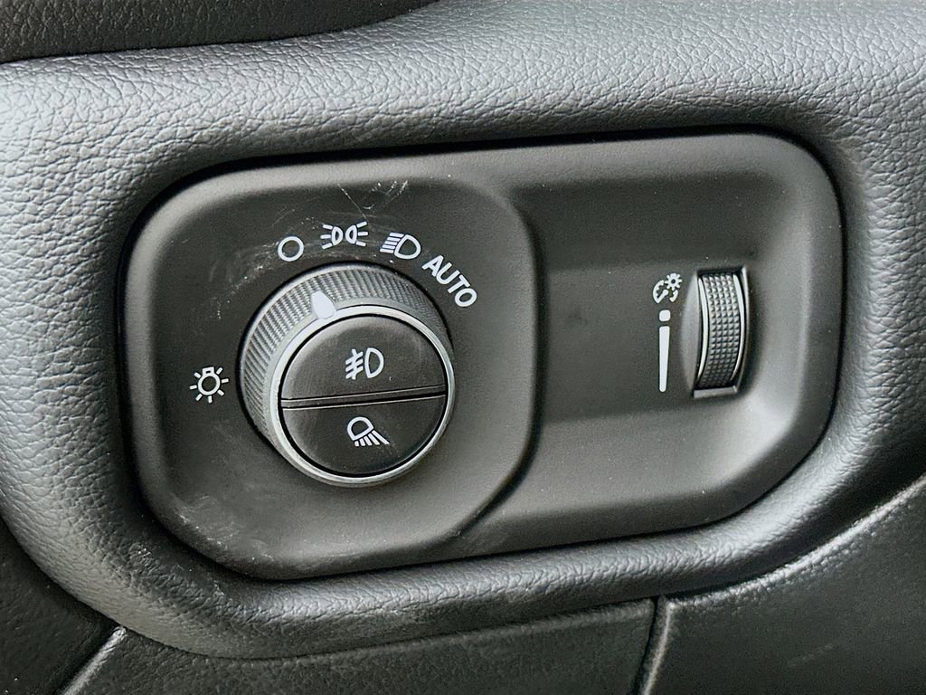 New 2026 RAM 2500 Big Horn AWD/4WD image 14