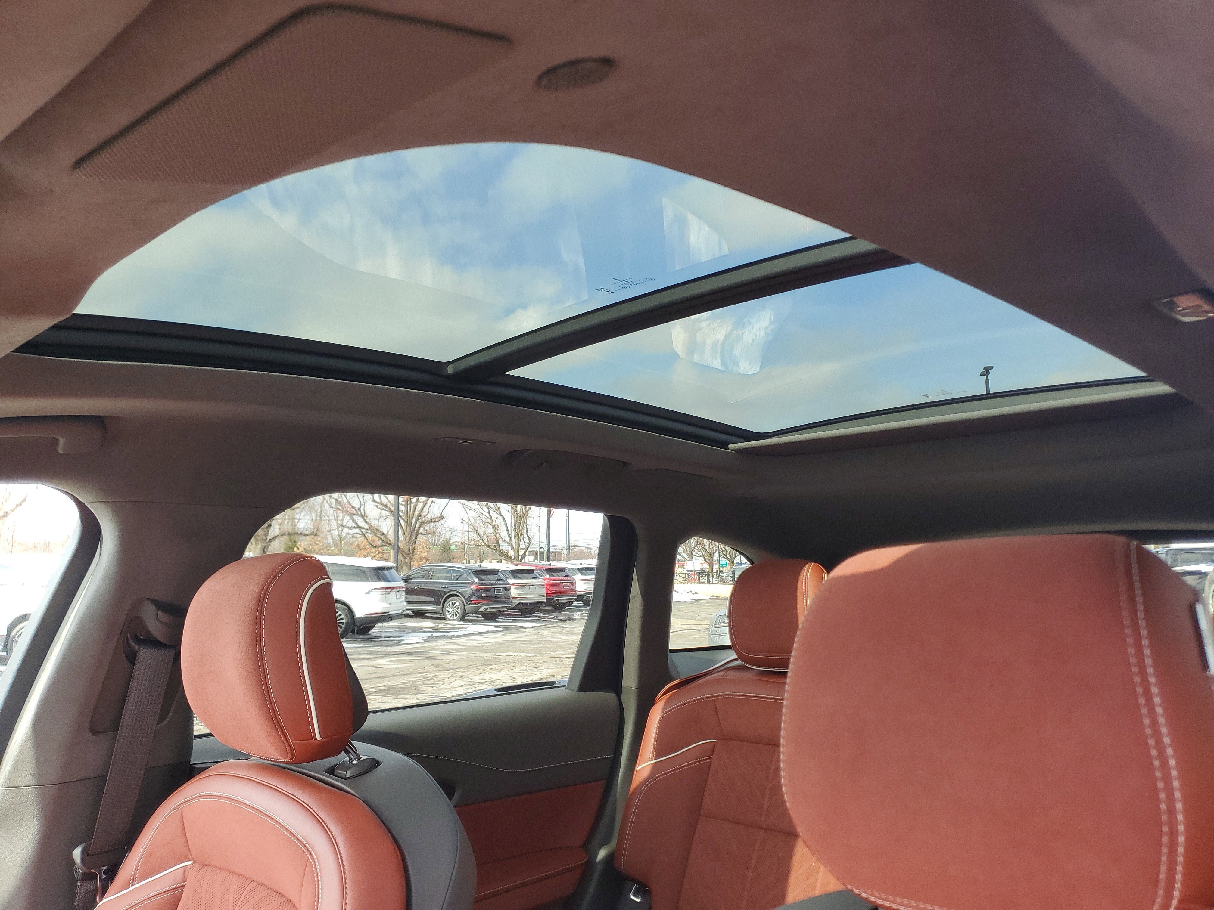 Certified 2024 Lincoln Nautilus Black Label w/ Jet Appearance Package (87T) image 11