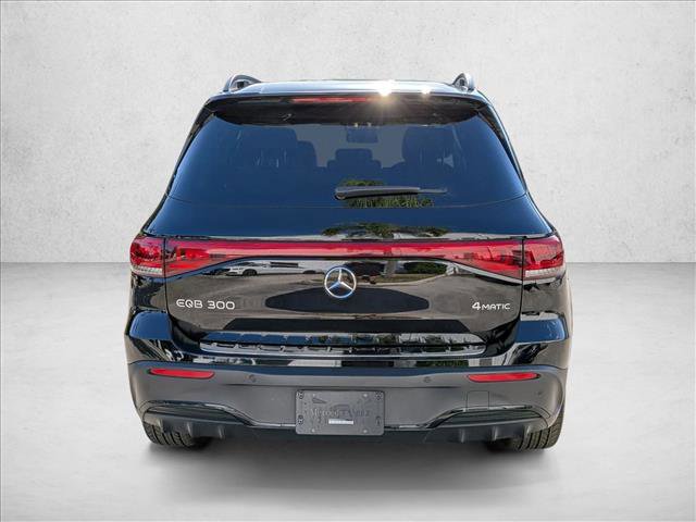 Certified 2023 Mercedes-Benz EQB 300 4MATIC image 7