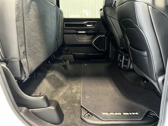Used 2022 RAM 1500 Laramie w/ Off Road Group image 24