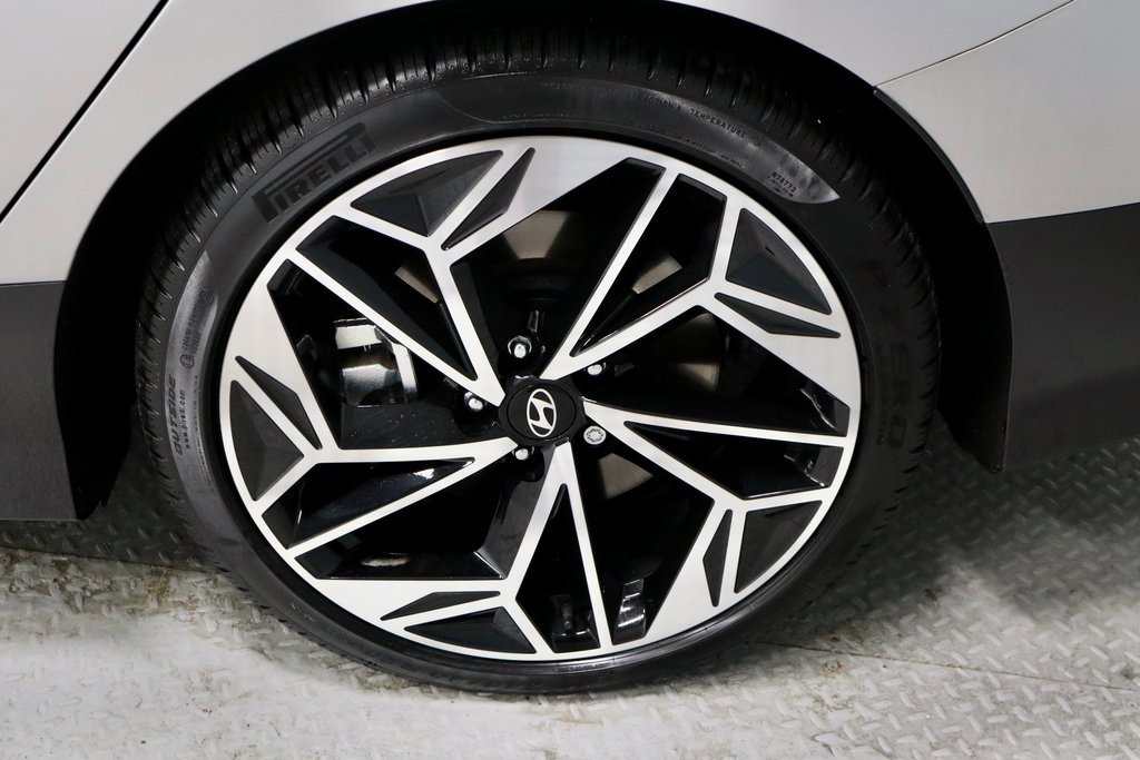 Certified 2024 Hyundai Ioniq 6 SEL image 19