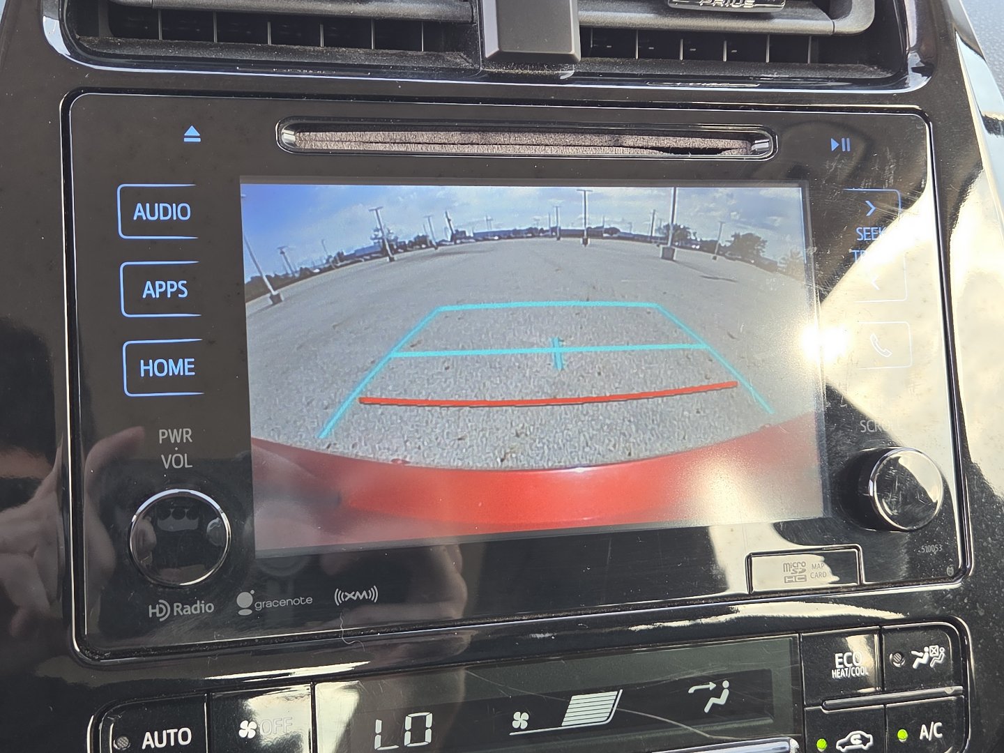 Used 2018 Toyota Prius Three Touring FWD image 5