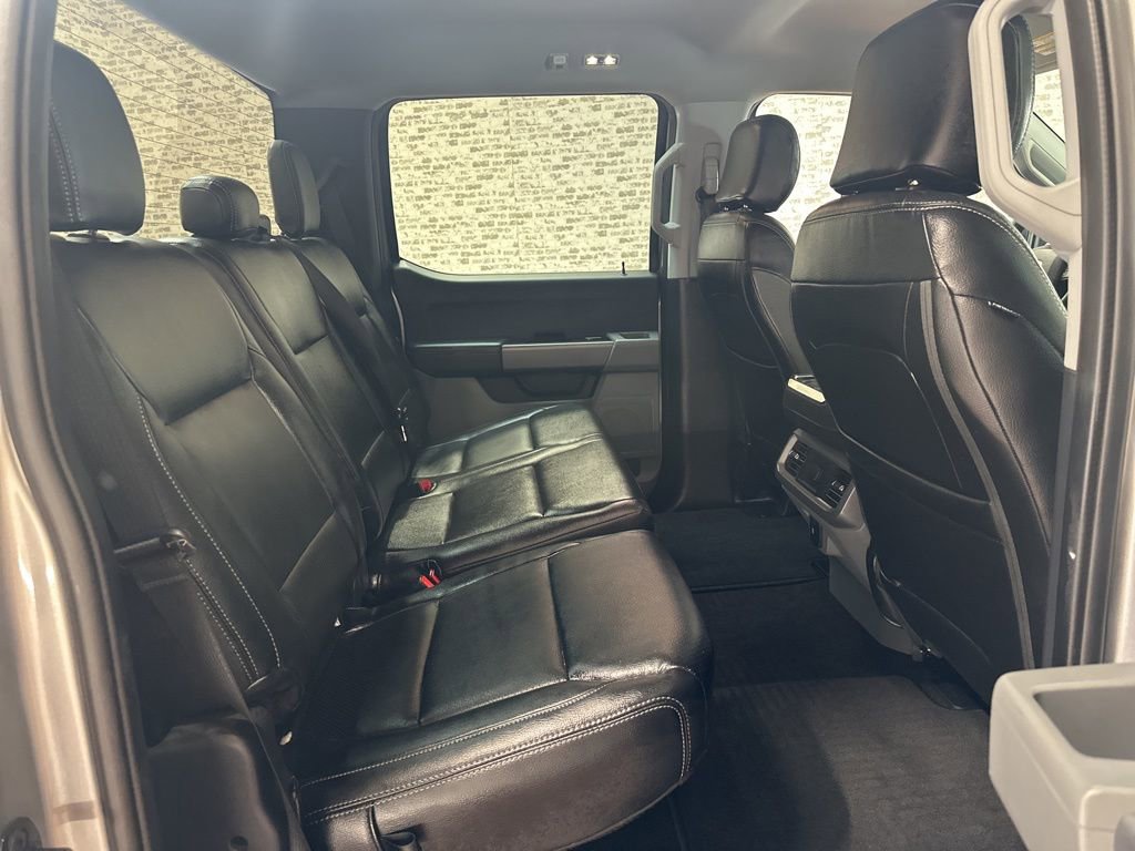 Used 2022 Ford F150 XLT w/ Trailer Tow Package image 8