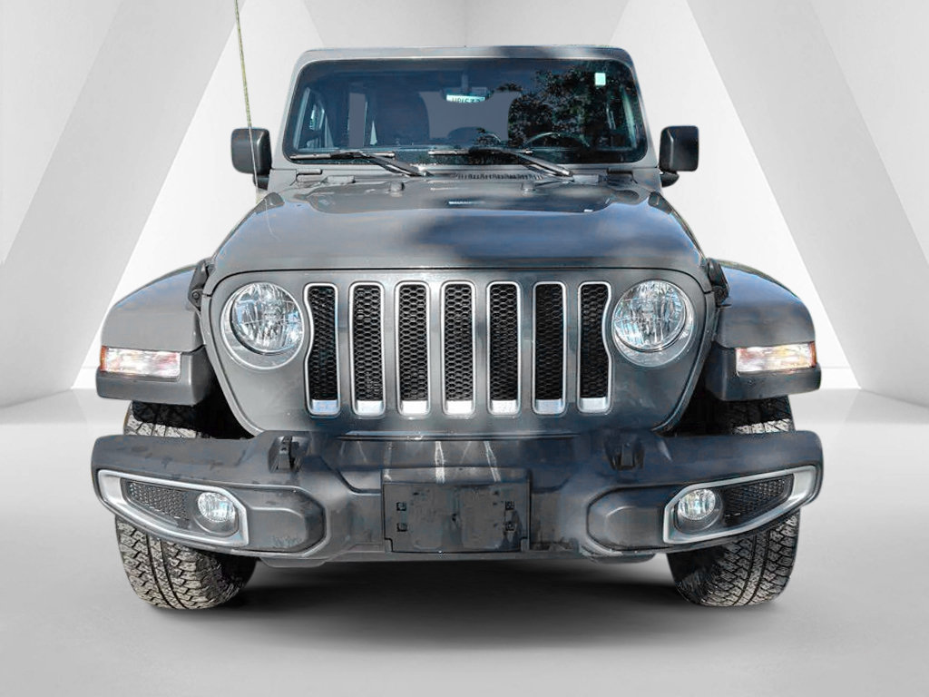 Used 2019 Jeep Wrangler Unlimited Sahara w/ Dual Top Group AWD/4WD image 3