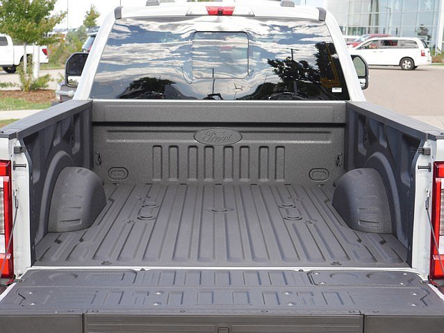 New 2026 Ford F350 Platinum image 40
