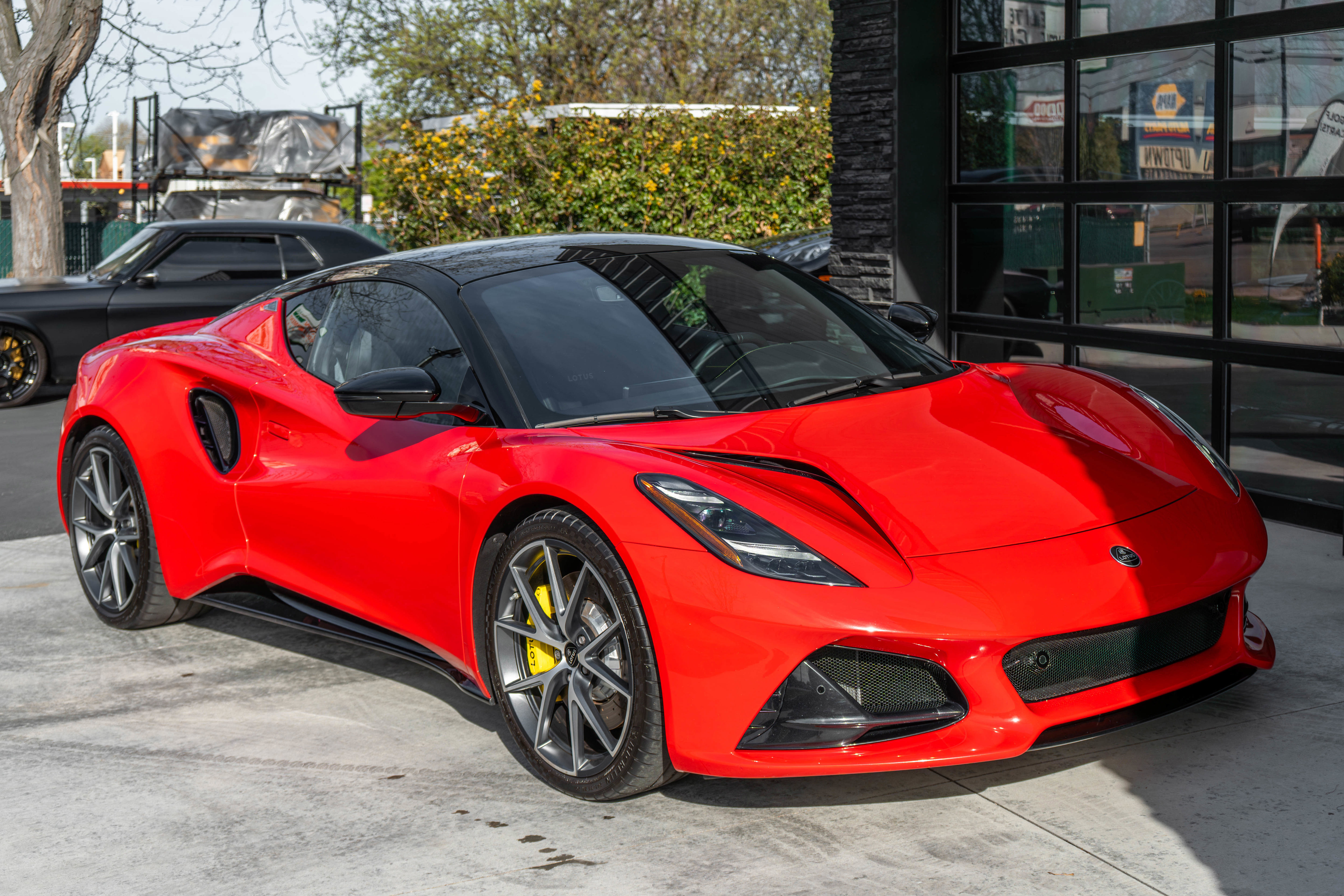 Used 2025 Lotus Emira image 15