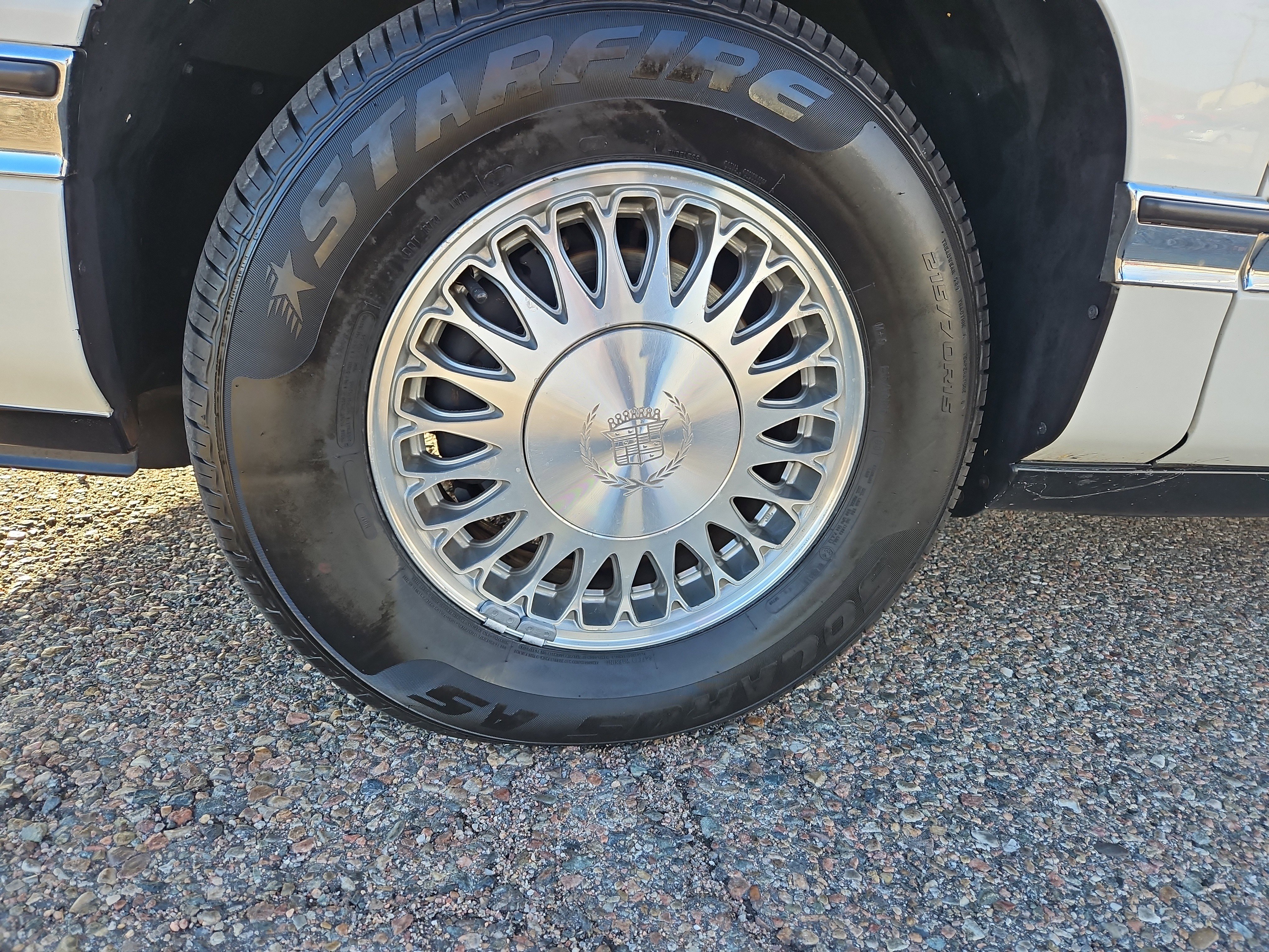 Used 1994 Cadillac De Ville Sedan image 15