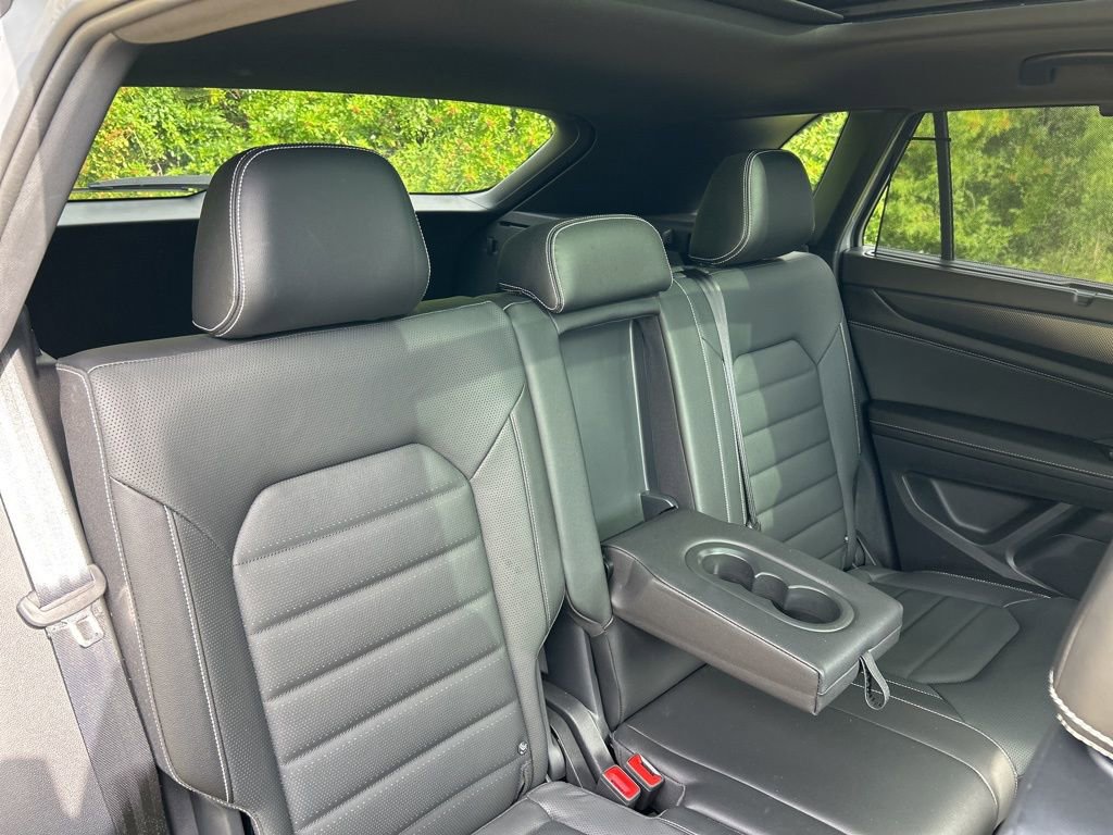 Used 2025 Volkswagen Atlas Cross Sport SEL image 46