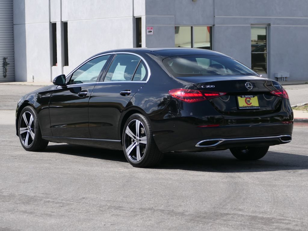 Used 2025 Mercedes-Benz C 300 4MATIC Sedan image 5