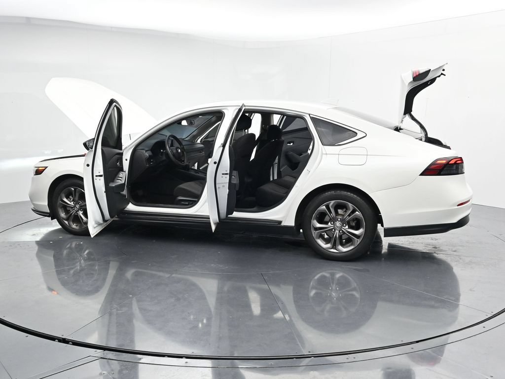 Used 2023 Honda Accord EX image 28