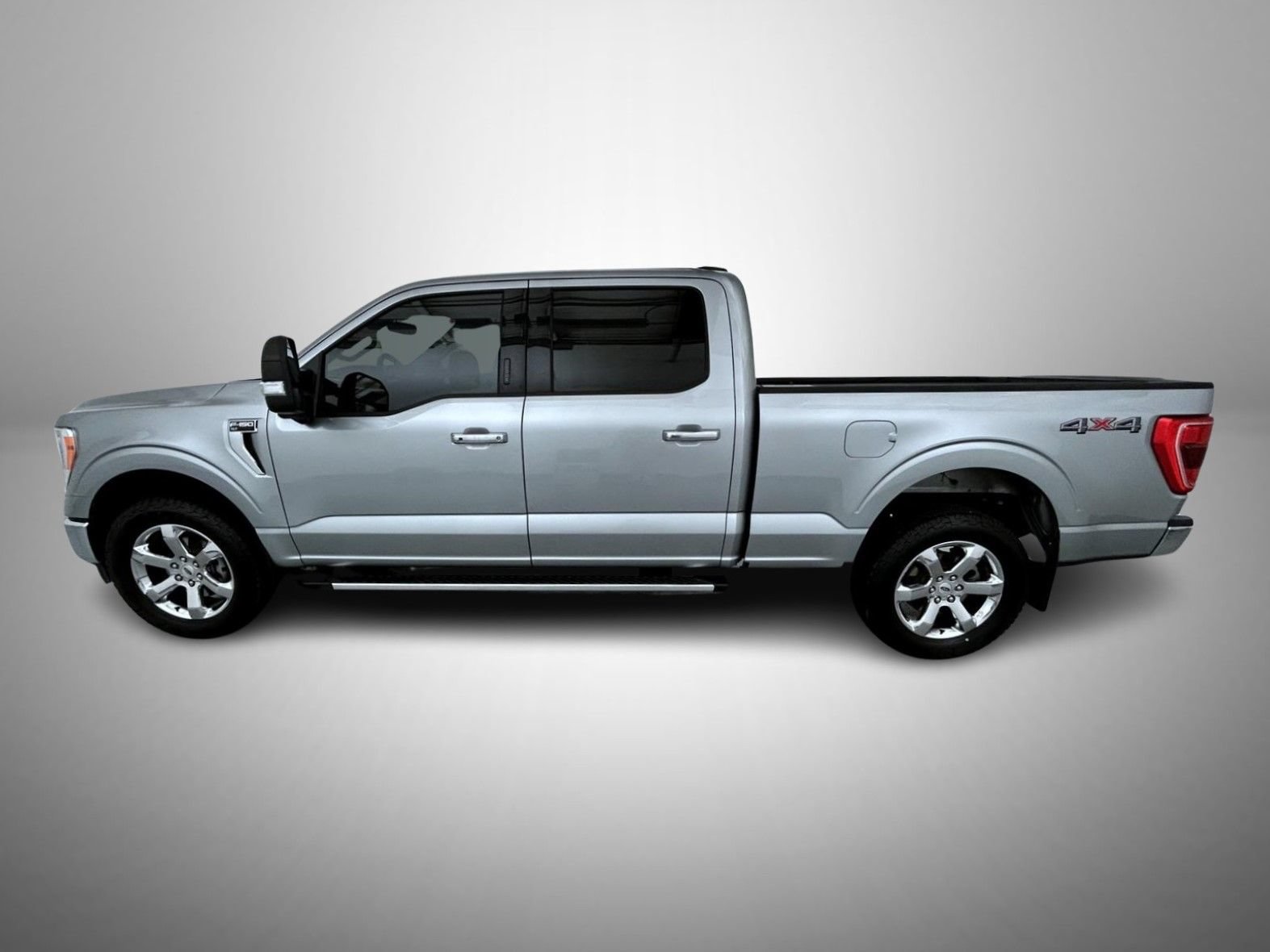Used 2022 Ford F150 XLT w/ Equipment Group 302A High AWD/4WD image 8