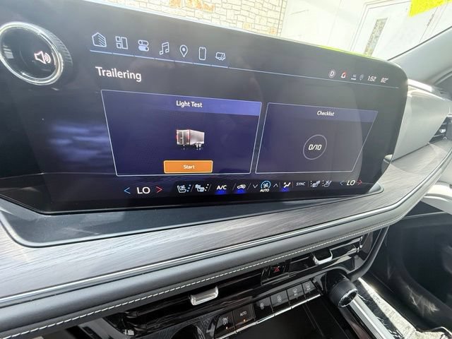 Certified 2025 Chevrolet Suburban Premier AWD/4WD image 42