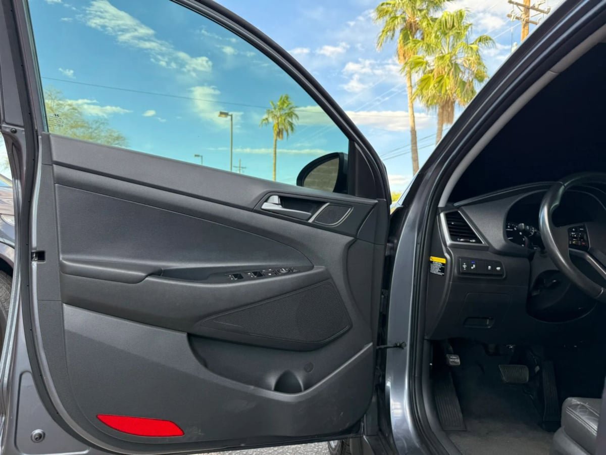 Used 2016 Hyundai Tucson Limited FWD image 36