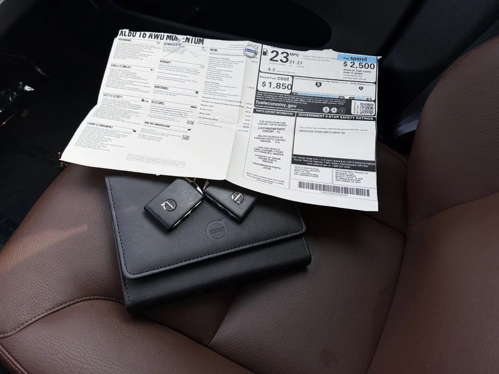 Used 2018 Volvo XC60 T6 Momentum w/ Convenience Package image 25